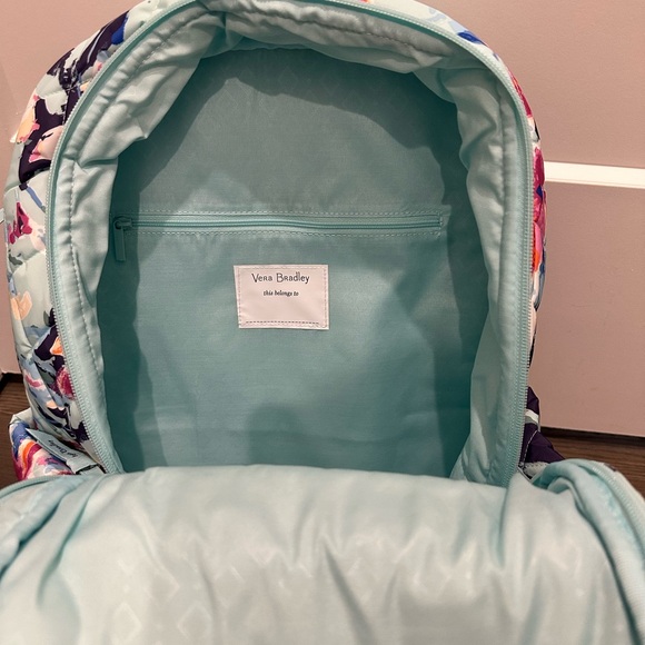 Vera Bradley Ultralight Essential Large Backpack NWT main image 5